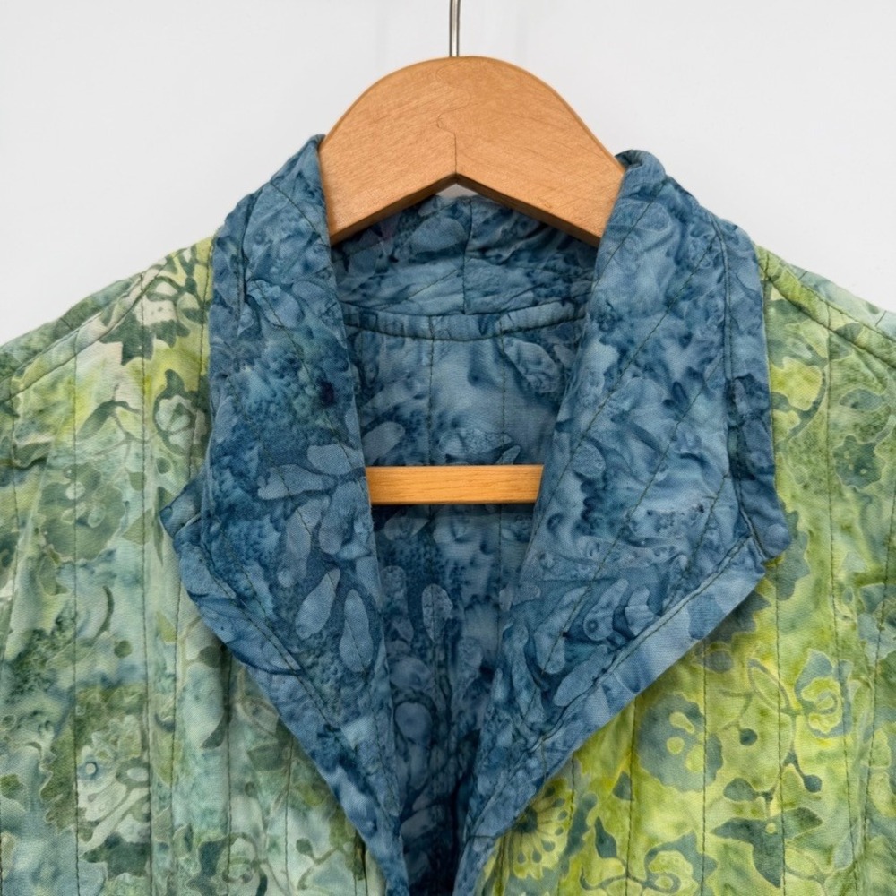 Frivolous by La Blend Reversible Quilted Batik Jacket Green Blue Floral Boho LG - Picture 2 of 13